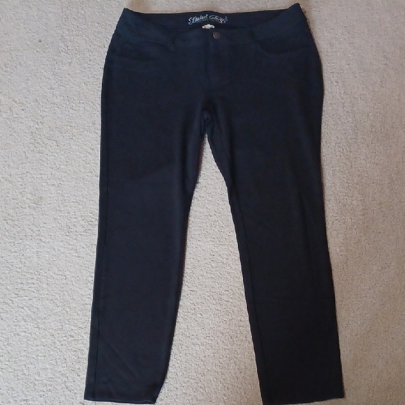Faded Glory Black Skinny Leg Pants - Picture 1 of 9